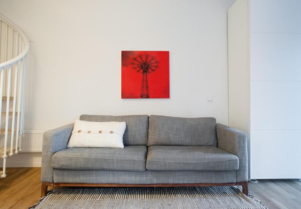 Townhouse On Arlanda Stockholm Metro Line - Easy Checkin Villa Sollentuna Kültér fotó