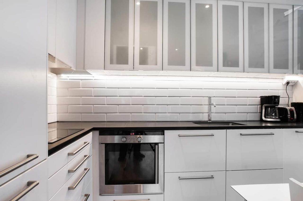 Townhouse On Arlanda Stockholm Metro Line - Easy Checkin Villa Sollentuna Kültér fotó